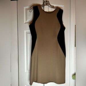 Ronni Nicole Sleeveless Dress